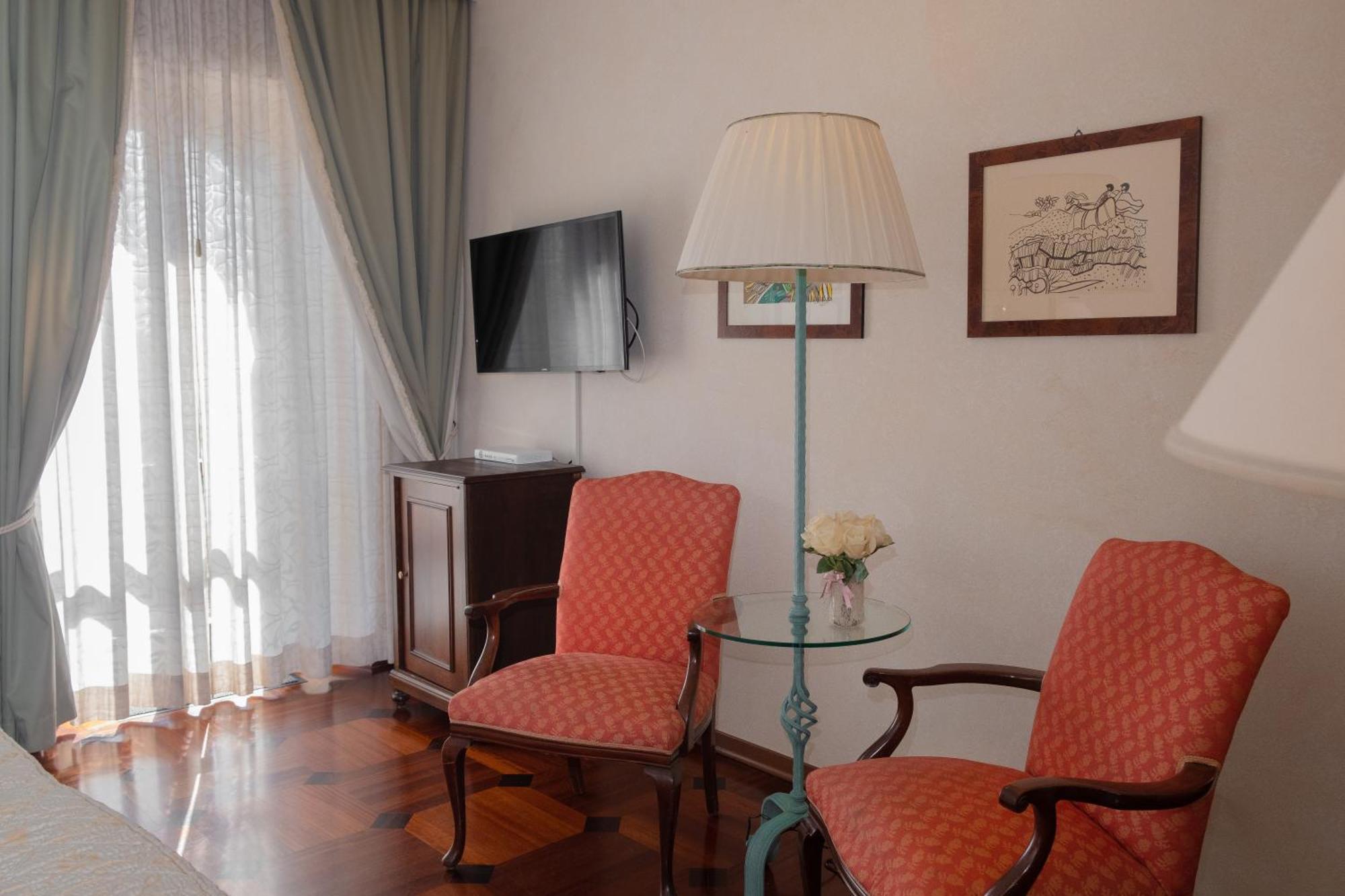 Superior Junior Suite